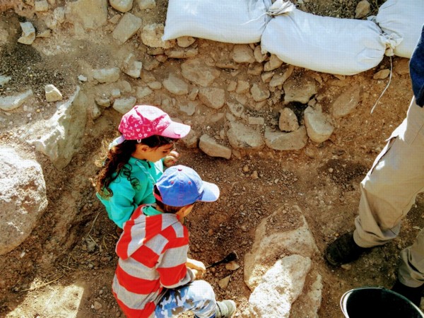 הנחת קו מים חדש