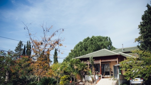 אבני איתן.jpg