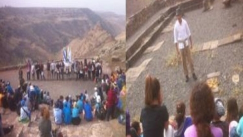 תלמידי שכבה ו- גיבורים בגמלא.jpg