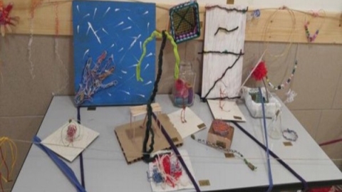 חוטים וקשרים - תערוכה.jpg