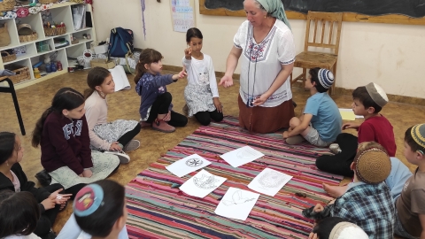 בית ספר מעיינות, אבני איתן (3).jpg